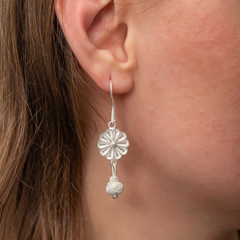 ​Gümüş Sallantılı Trabzon Kazaz Kadın Küpe SL7284