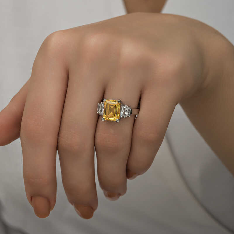 Stillove Gümüş Sarı Baget Taşlı Bayan Yüzük Sl1401 Stillove Gümüş Sarı Baget Taşlı Bayan Yüzük Sl1401