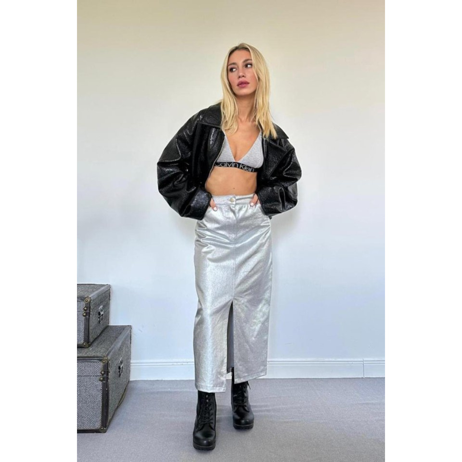 Gümüş Varaklı Gabardin Yırtmaçlı Etek