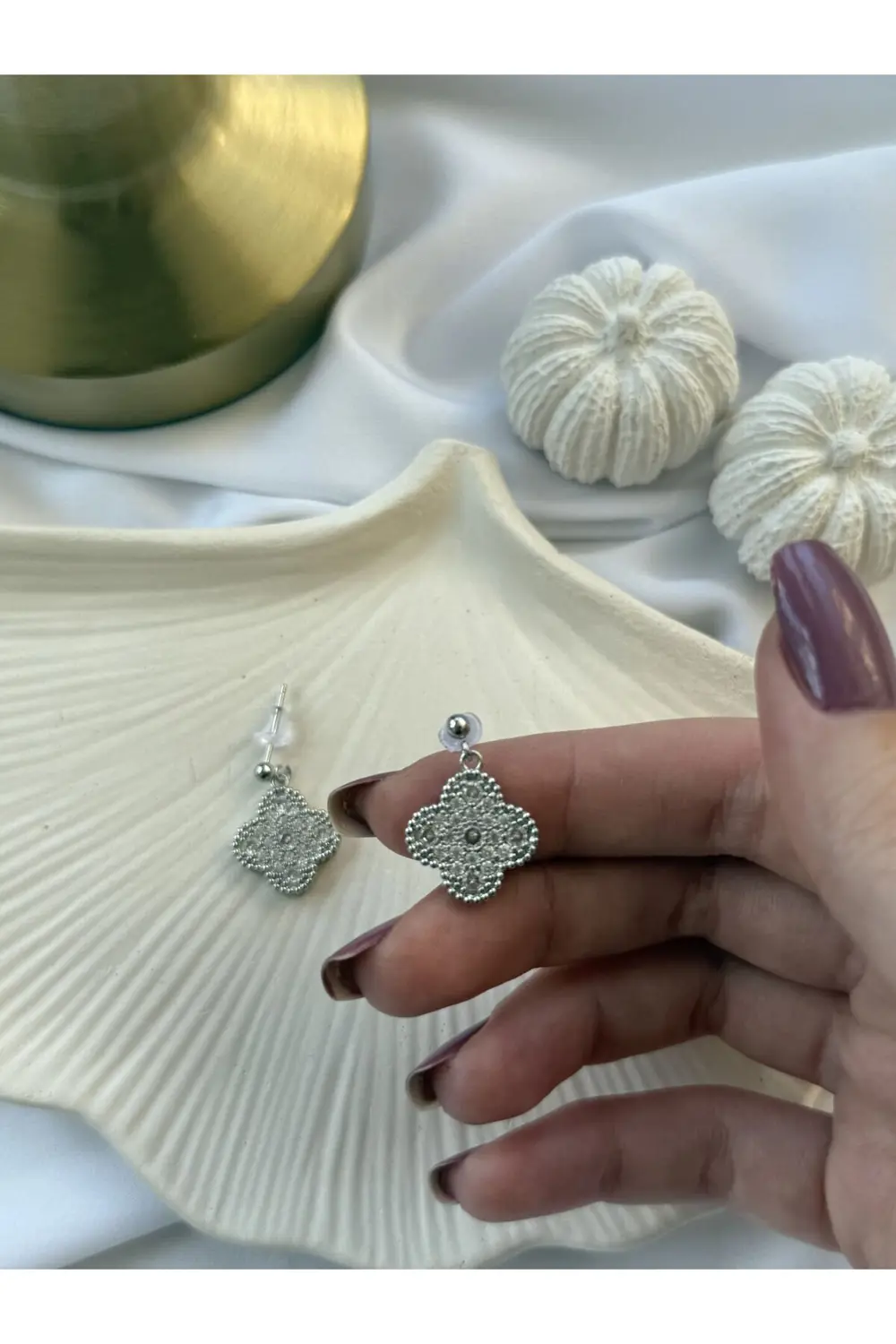 Atelier Emine Gümüş Yonca Küpe