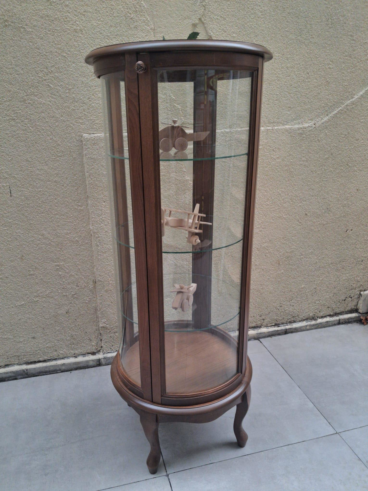 Gümüşlük vitrin 17439 Yuvarlak MODEL Parlak Ceviz Kayın Aslan aya