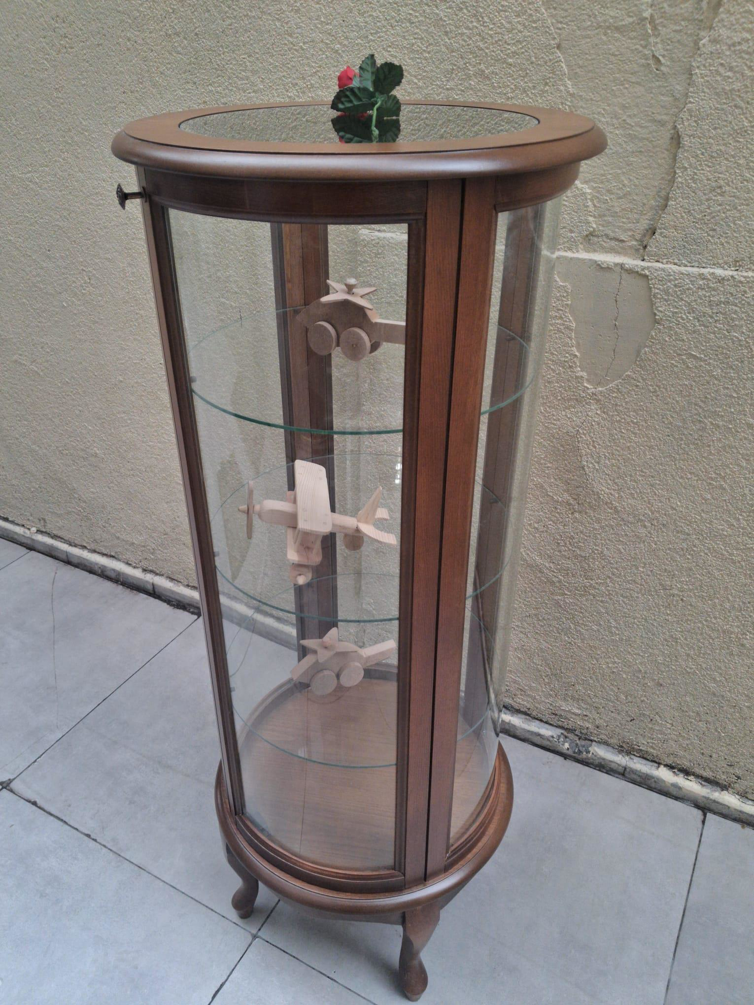 Gümüşlük vitrin 17439 Yuvarlak MODEL Parlak Ceviz Kayın Aslan aya