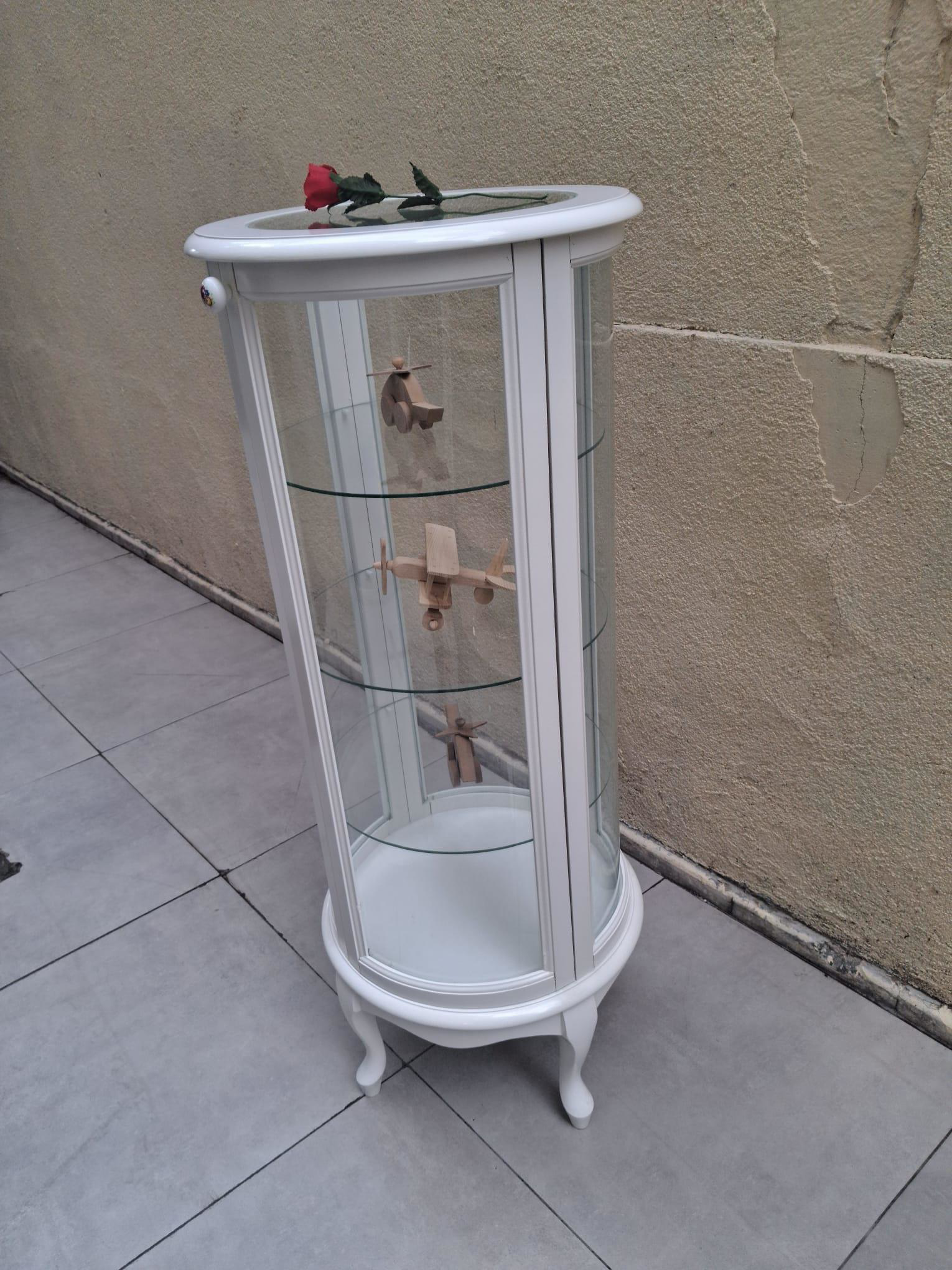 Gümüşlük vitrin 17432 Yuvarlak MODEL Beyaz Kayın Aslan ayak 3raf 