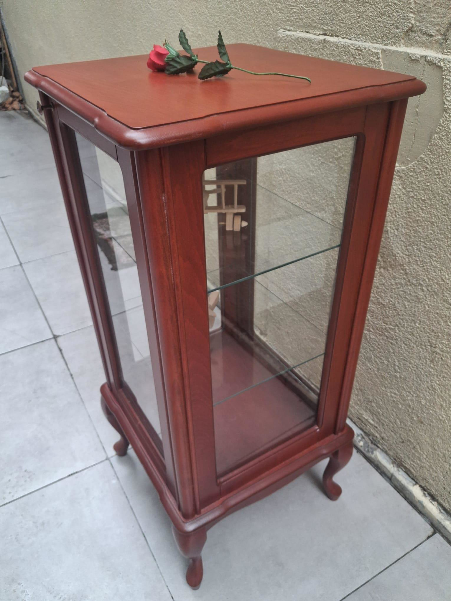 Gümüşlük vitrin 17691 KARE MODEL FINDIK Kayın Lükens Aslan Ayak K