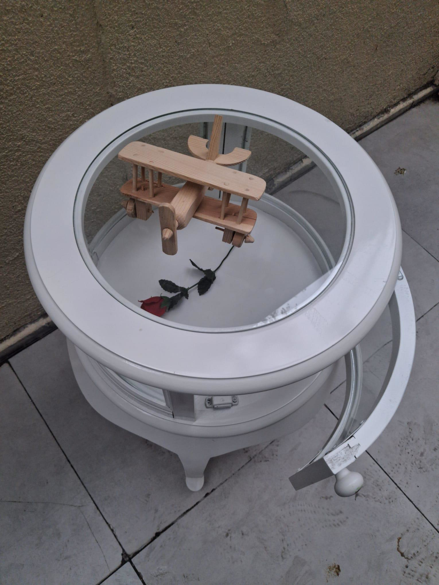 Gümüşlük vitrin 18220 Yuvarlak MODEL Leylek Bacak Parlak Beyaz Ka