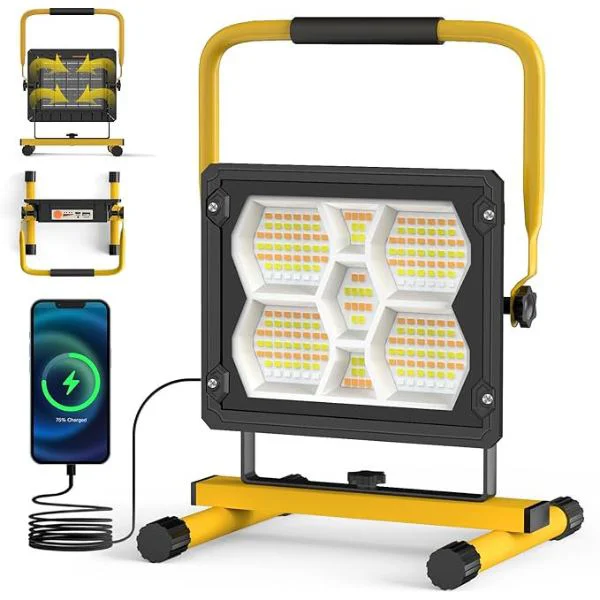 Güneş Enerjili 400 LEDli Powerbank Özellikli Projektör Güneş Enerjili 400 LEDli Powerbank Özellikli Projektör