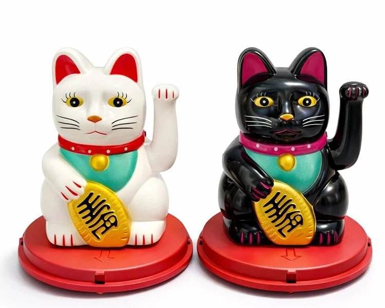 Güneş Enerjili Sallanan Şans Kedisi - Maneki Neko Alk4521 | Kapıya Şans Getir