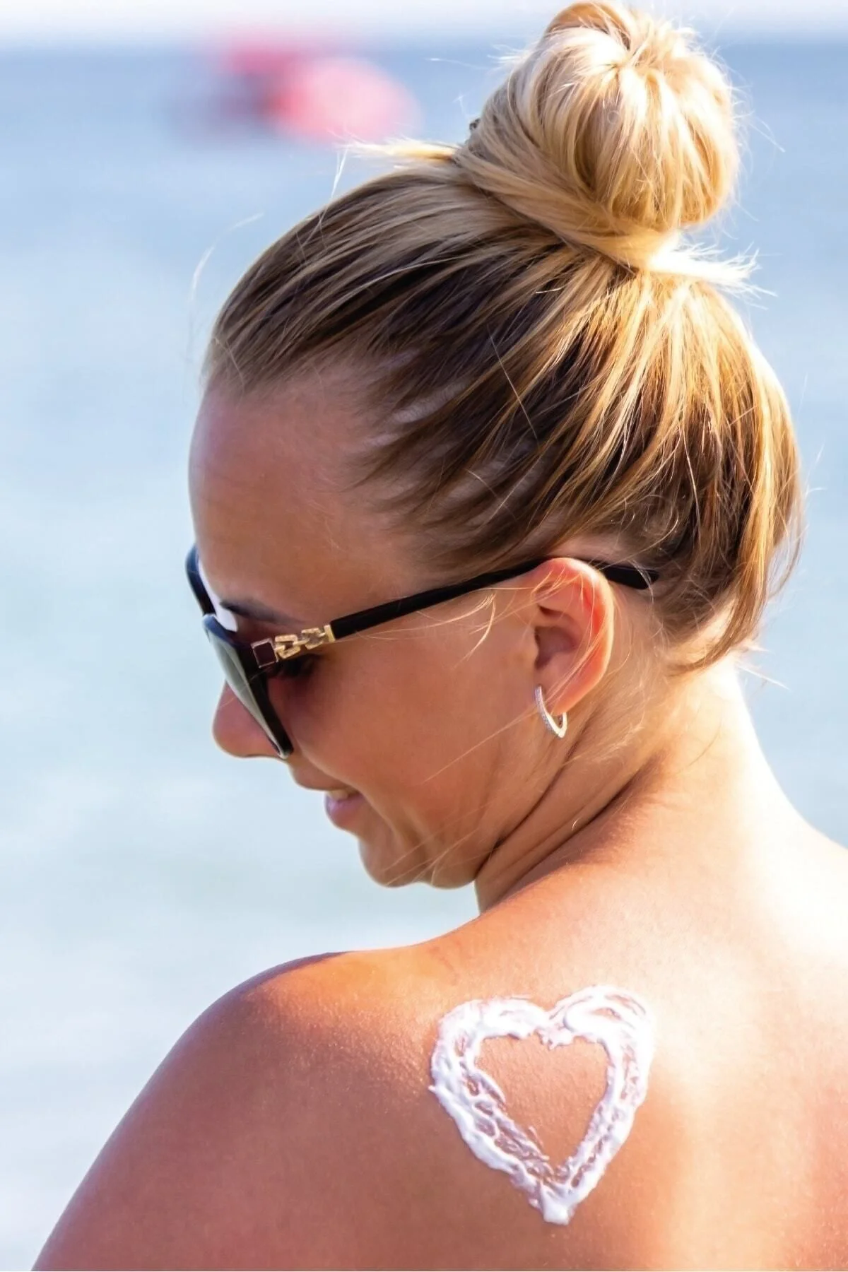 Güneş Kremi Koyu Leke Karşıtı Spf 50+ Faktörlü Çok Yüksek Korumal