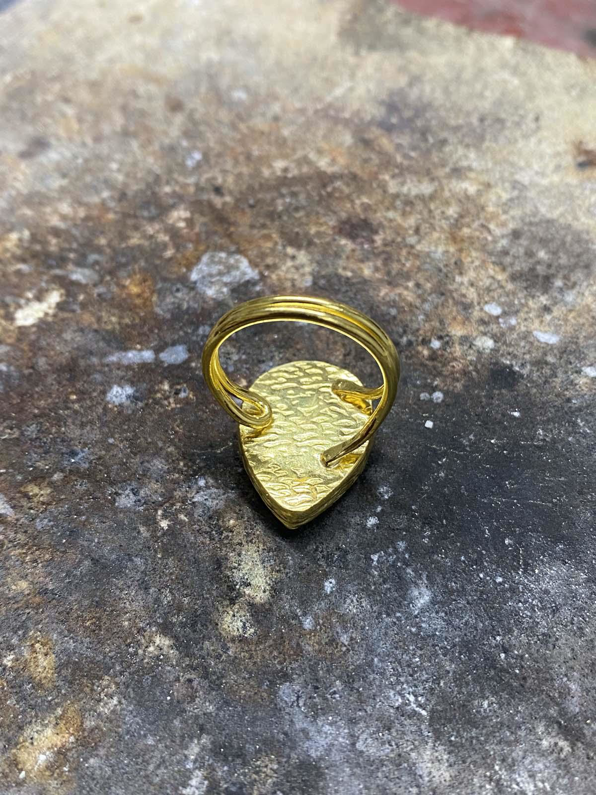 Güneş Taşı Serisi Damla Kedi Gözü Taşlı El İşi Kadın Yüzük Ayarla