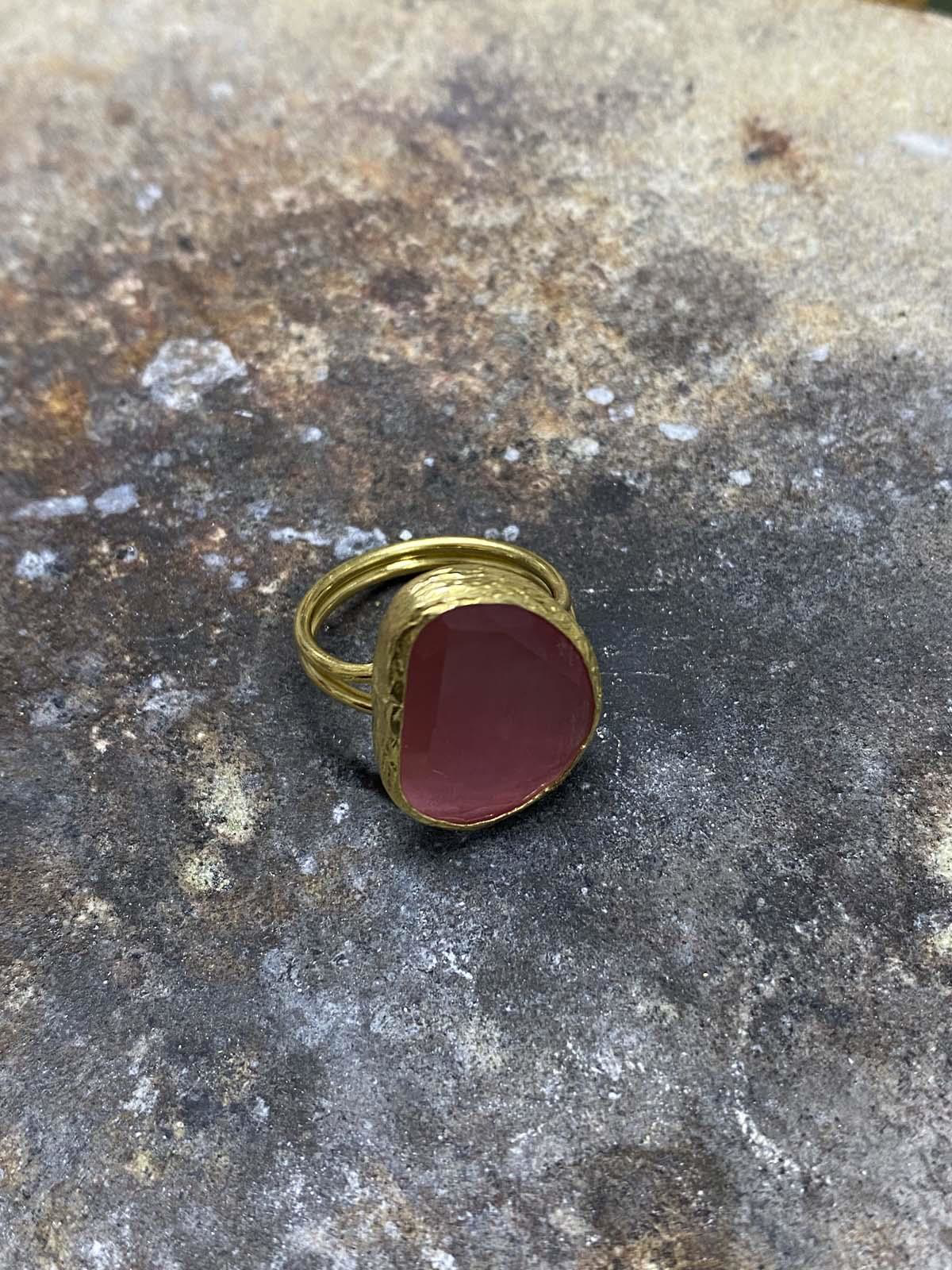 Güneş Taşı Serisi Fasülye Kesim Kedi Gözü Taşlı El İşi Kadın Altı