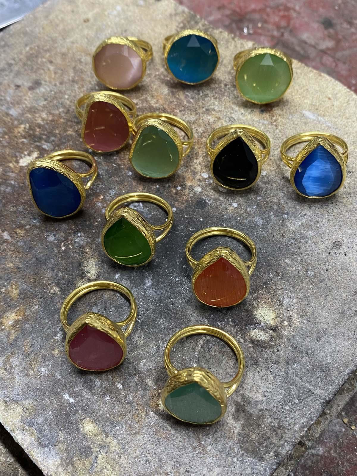 Güneş Taşı Serisi Fasülye Kesim Kedi Gözü Taşlı El İşi Kadın Altı