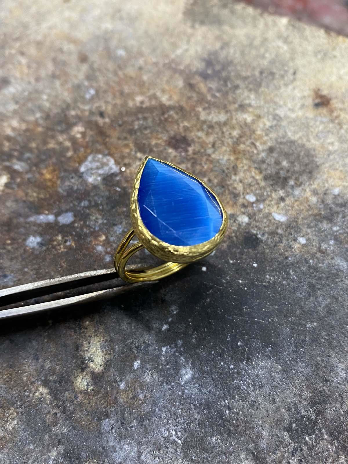 Güneş Taşı Serisi Damla Kedi Gözü Taşlı El İşi Kadın Yüzük Ayarla