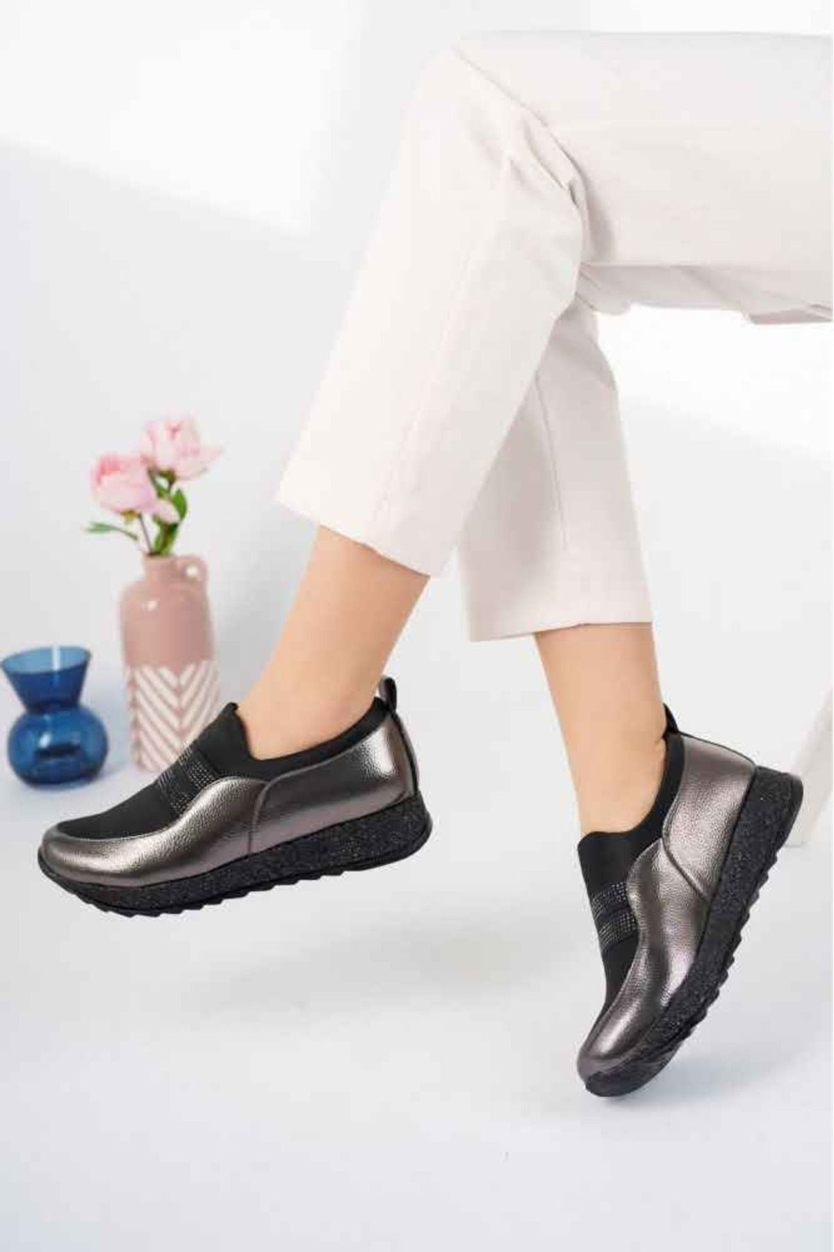 Nayad Bal Günlük Ortopedik İki Taşlı Ayakkabı