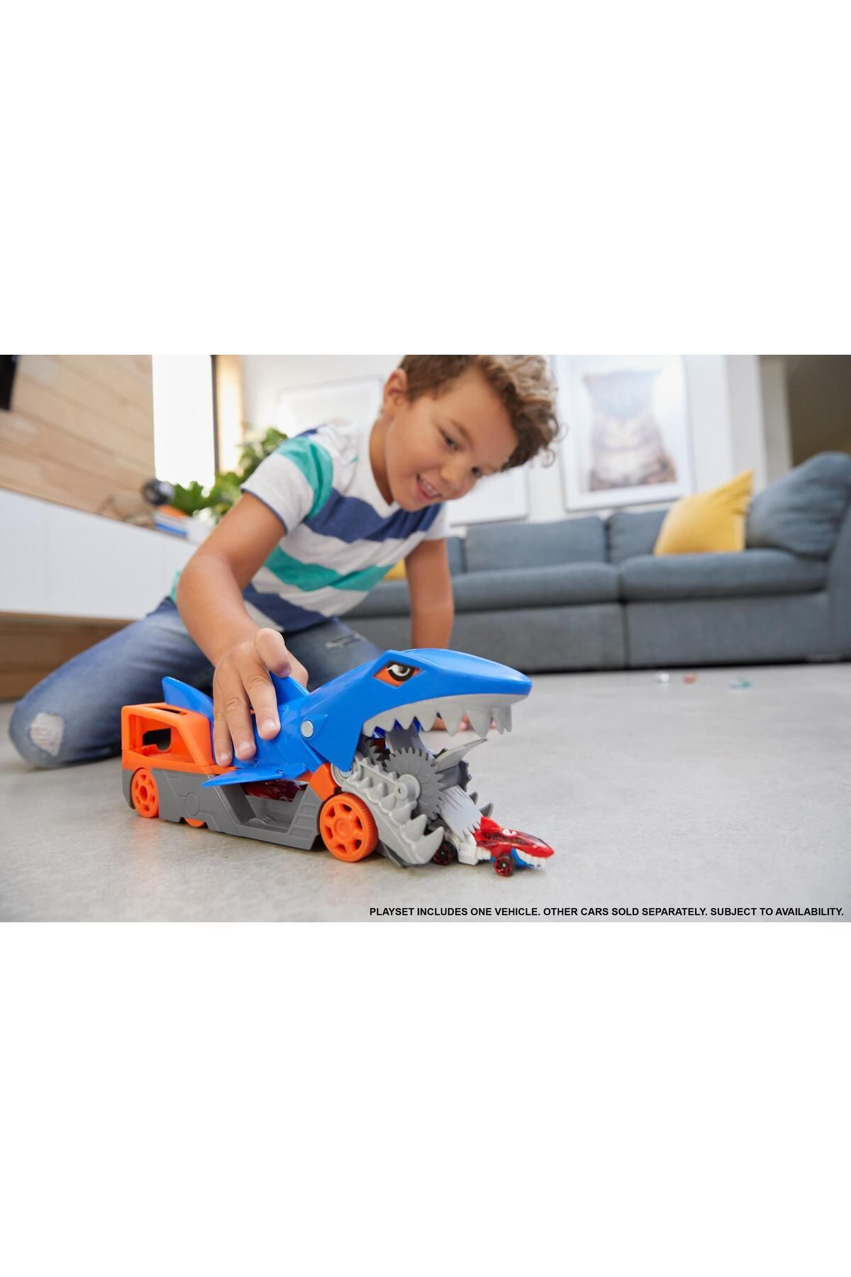 Hot Wheels Gvg36  Hotwheels Köpek Baliği Taşiyici
