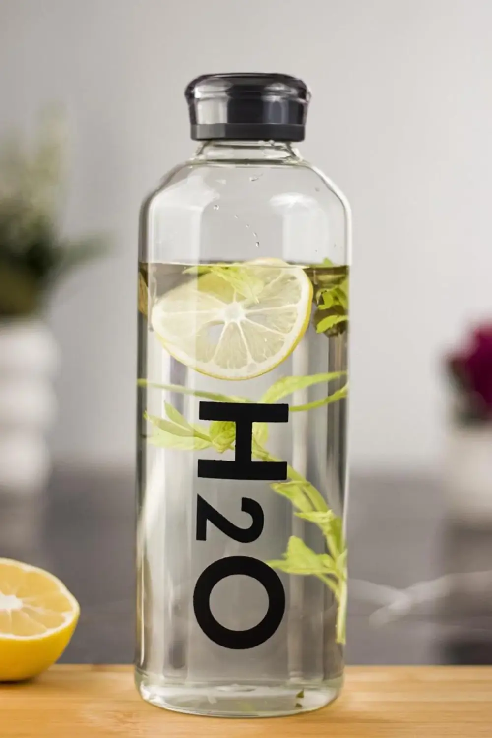 H2o Borosilikat Cam Matara Vakum Kapaklı Su Şişesi Suluk Siyah 10