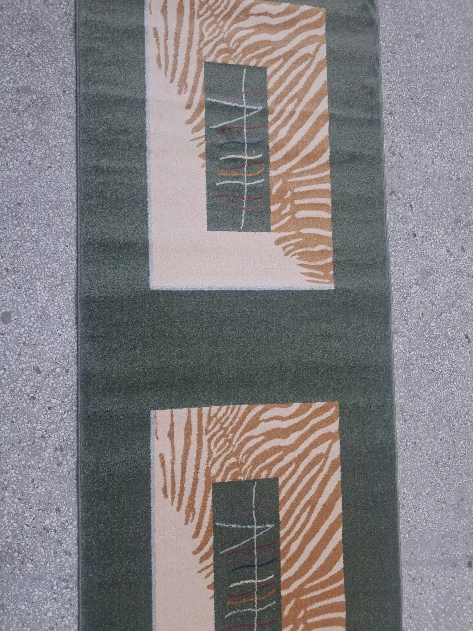 Halı Atlas Diva Yeşil 90716 Collection 100 *300 cm Yolluk Saçaksız