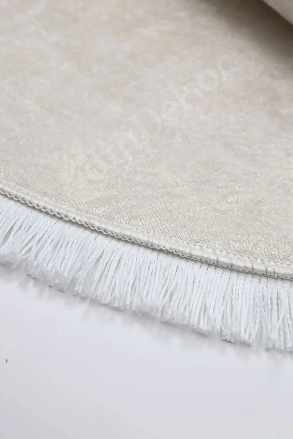 Halı Krem Cool Janjanlı Yuvarlak Saçaklı Kesme Ince Yolluk Kilim