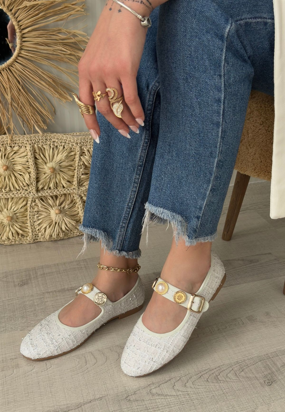 Hante Beyaz Keten Taşlı Babet Ayakkabı Hante Beyaz Keten Taşlı Babet Ayakkabı