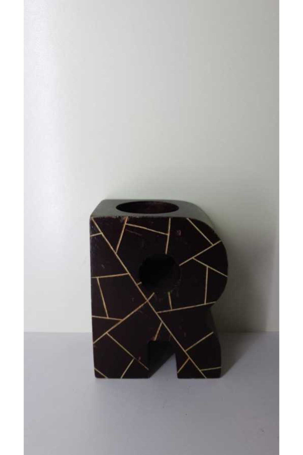 Elif Aksesuar Harf Mumluk R