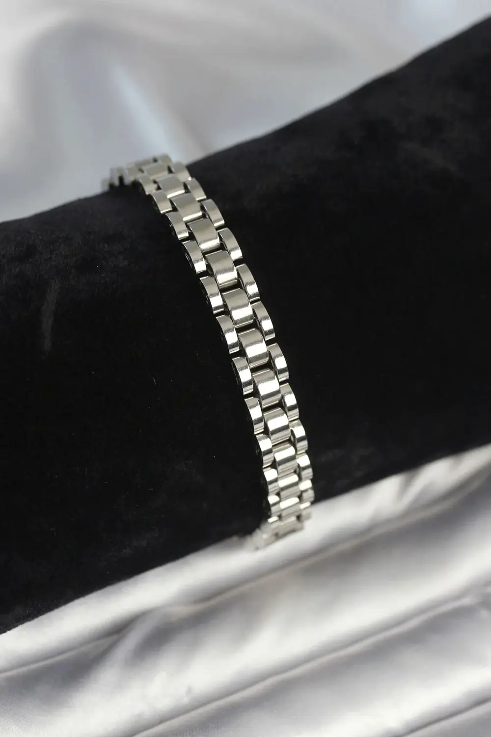 HarmonyAura 316L Çelik Gümüş Renk 7 mm Kalınlık Erkek Bileklik