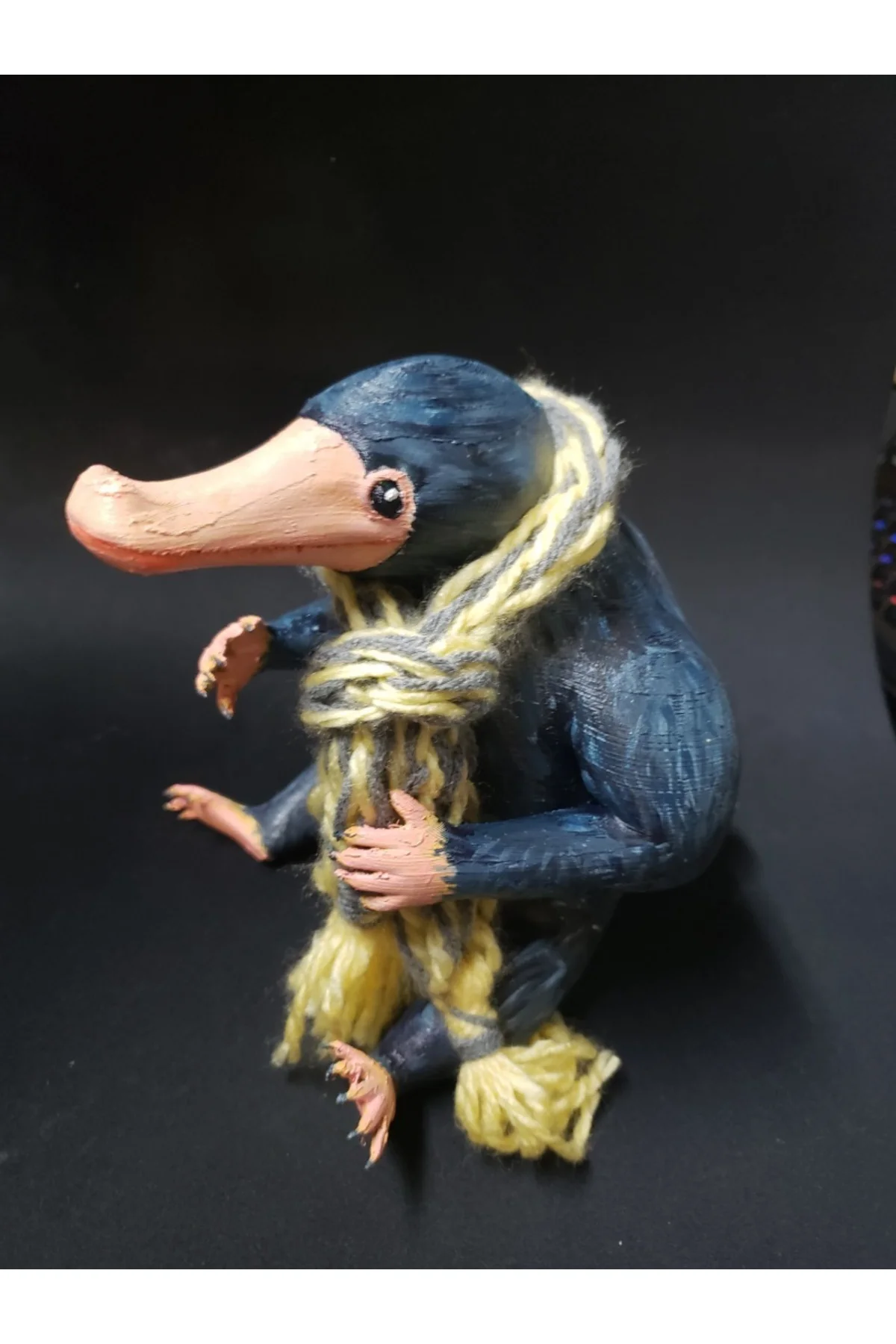 Harry Potter Niffler Boyalı Figür Fantastik Canavarlar Niffler Figür 17CM