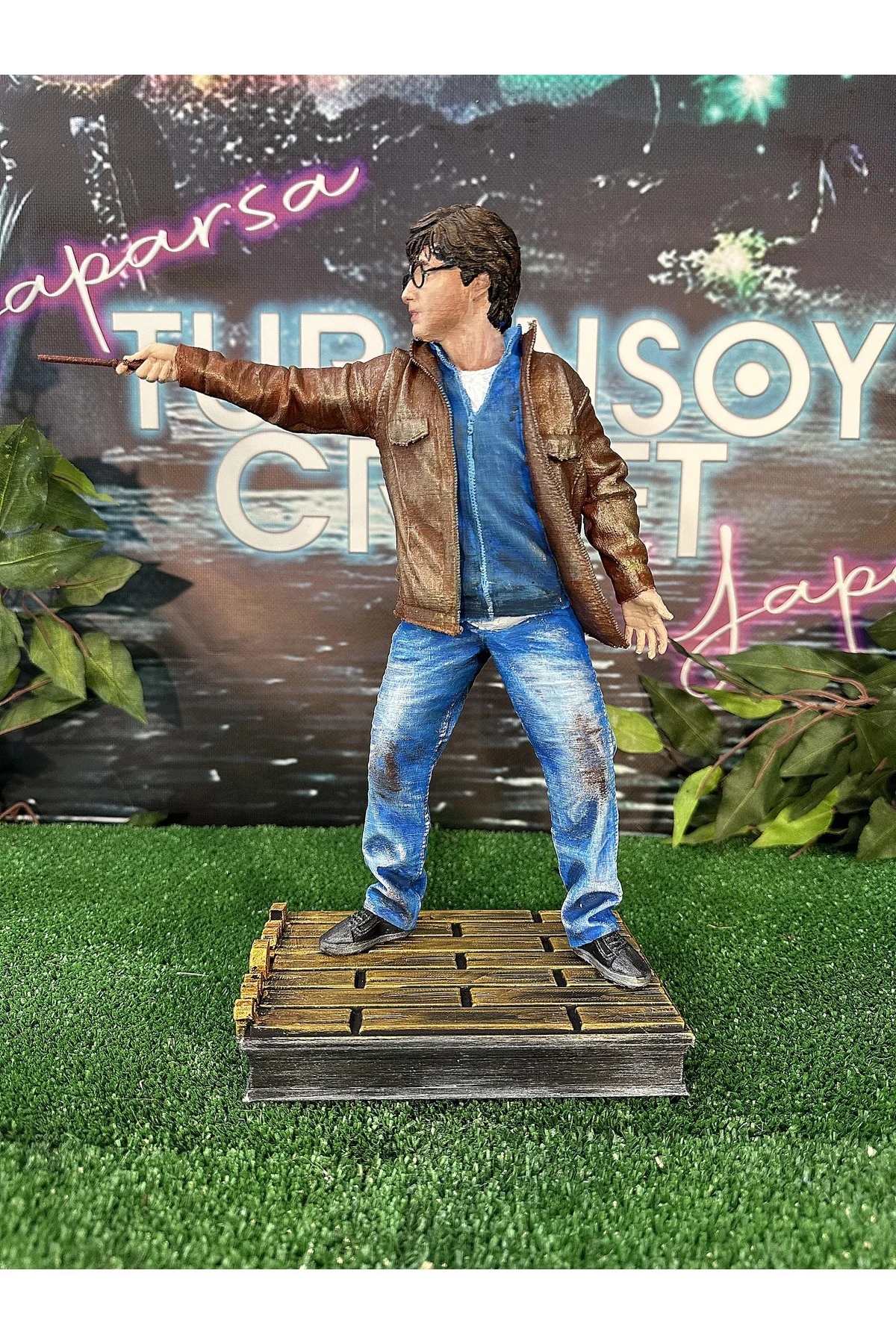 Harry Potter Ölüm Yadigarları Hogwarts Savaşı Boyalı Figür 30 CM (DEV BOY)