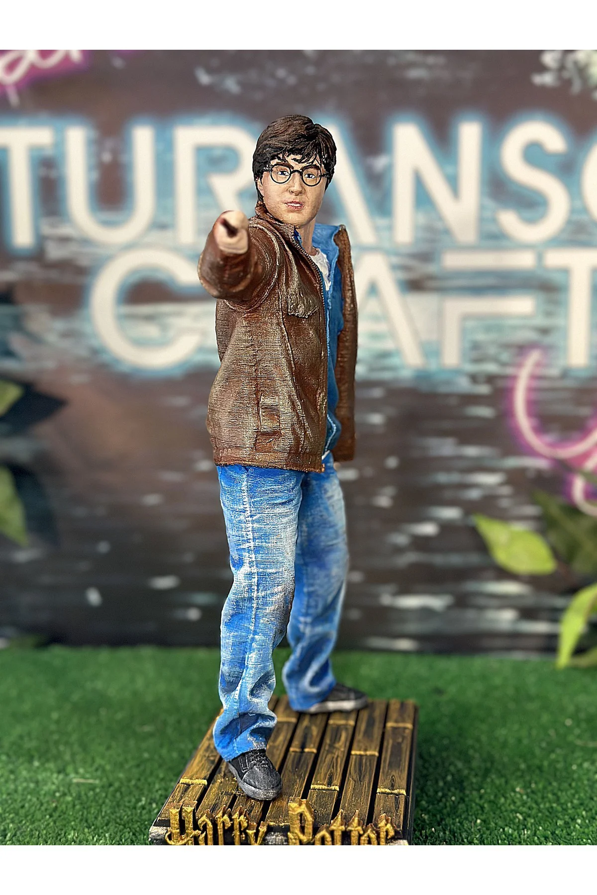 Harry Potter Ölüm Yadigarları Hogwarts Savaşı Boyalı Figür 30 CM (DEV BOY)