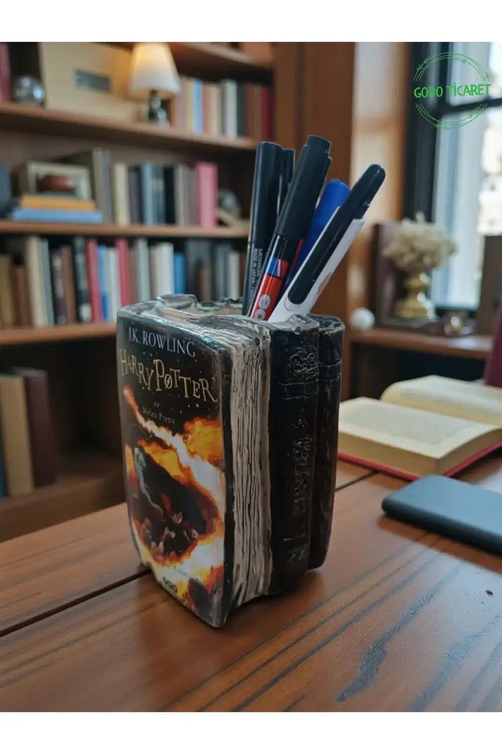 Harry Potter ve Melez Prens Kitabı Şeklindeki Kalemlik 10x8 cm Harry Potter ve Melez Prens Kitabı Şeklindeki Kalemlik 10x8 cm