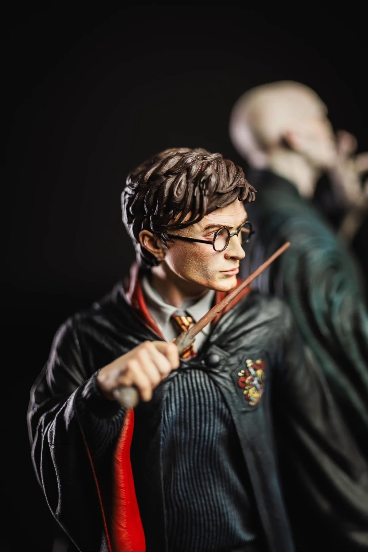 Harry Potter Ve Voldemort Son Savaş Hogwarts It All Ends 8k Ultra Hd Boyalı Figür 35 Cm (DEV BOY)