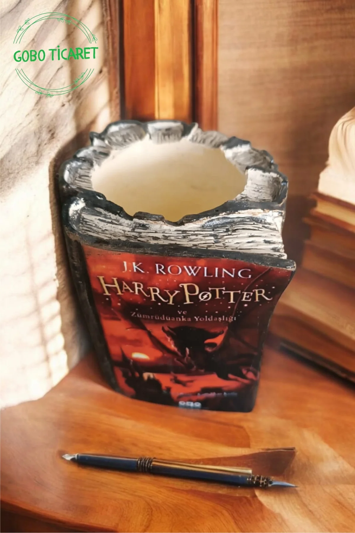 Harry Potter ve Zümrüdüanka Yoldaşlığı Kitabı Şeklindeki Kalemlik