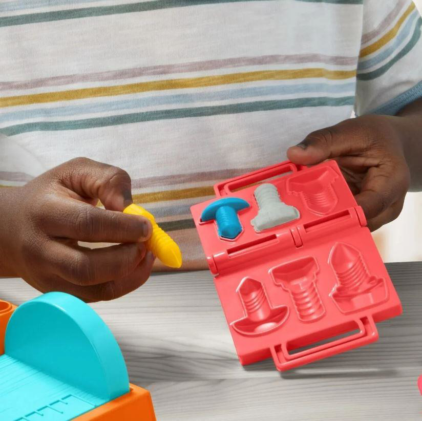 Play Doh Hasbro Playdoh F9141 Renkli El Aletleri Tezgahi Oy-4 Play Doh Hasbro Playdoh F9141 Renkli El Aletleri Tezgahi Oy-4