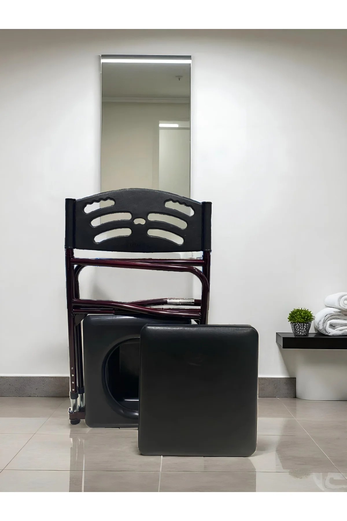 Hasta Yaşlı Tuvaleti Sandalyesi Seyyar Katlanabilir Klozetli Lazı