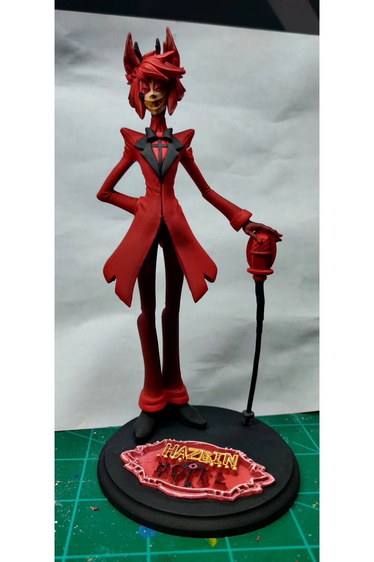 Hazbin Hotel Alastor Figür The Radio Demon Figür 25CM Büyük