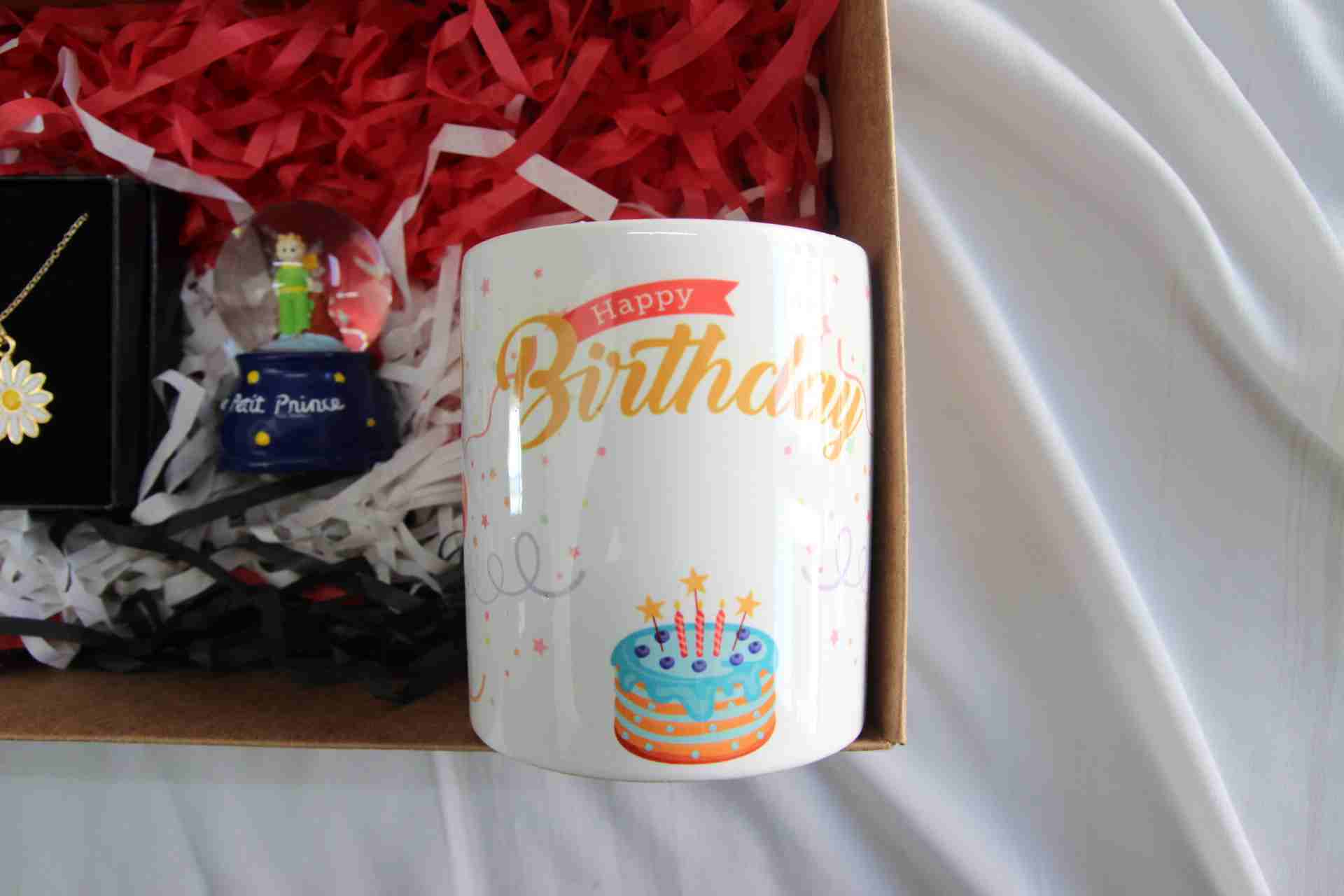 Home Hediye Kutusu Doğum Günü Kupa Bardak Papatya Kolye Minik Kız Prince Seti