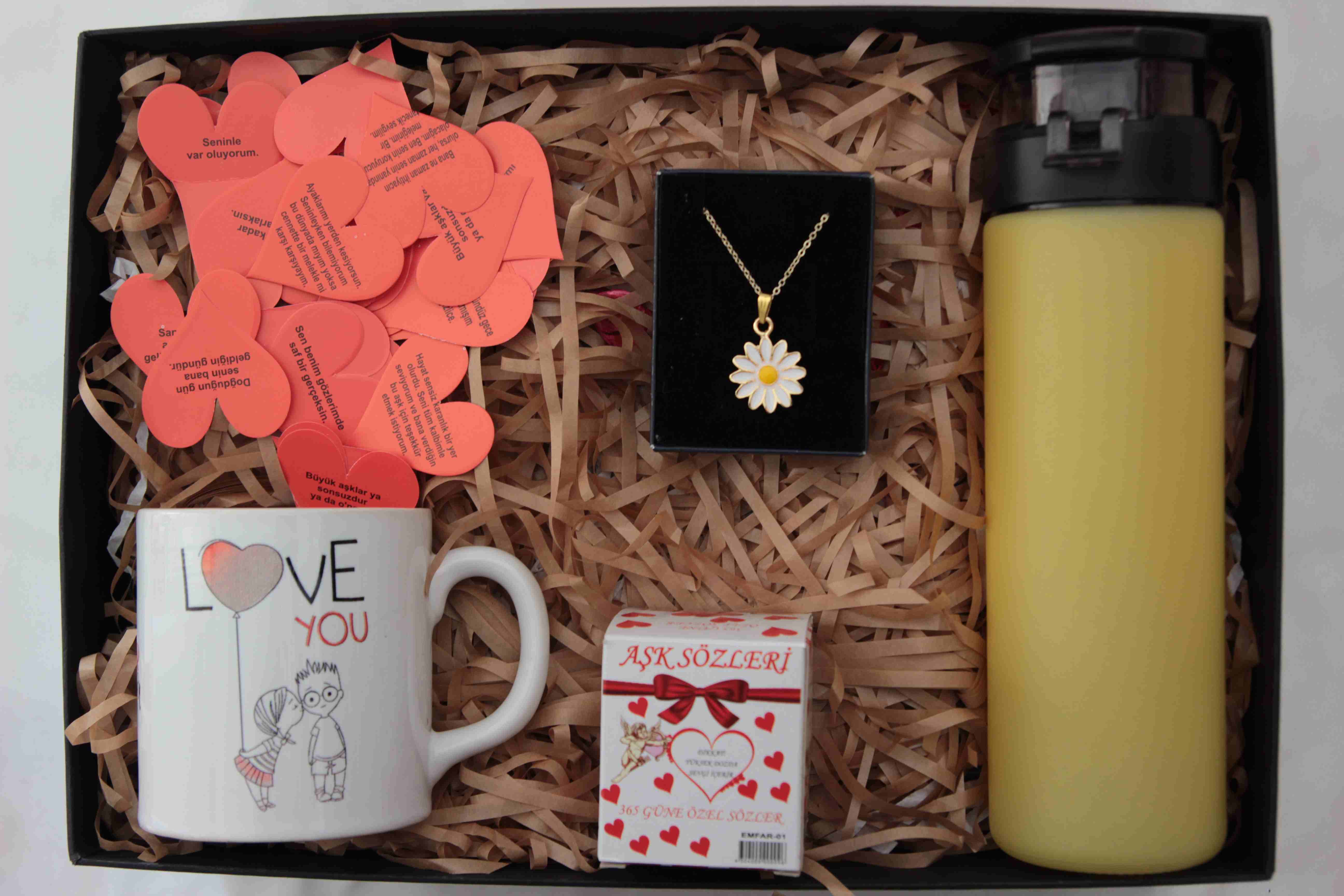 Home Hediye Kutusu Kolye, Su Matarası, Love You Kupa, Aşk Sözleri