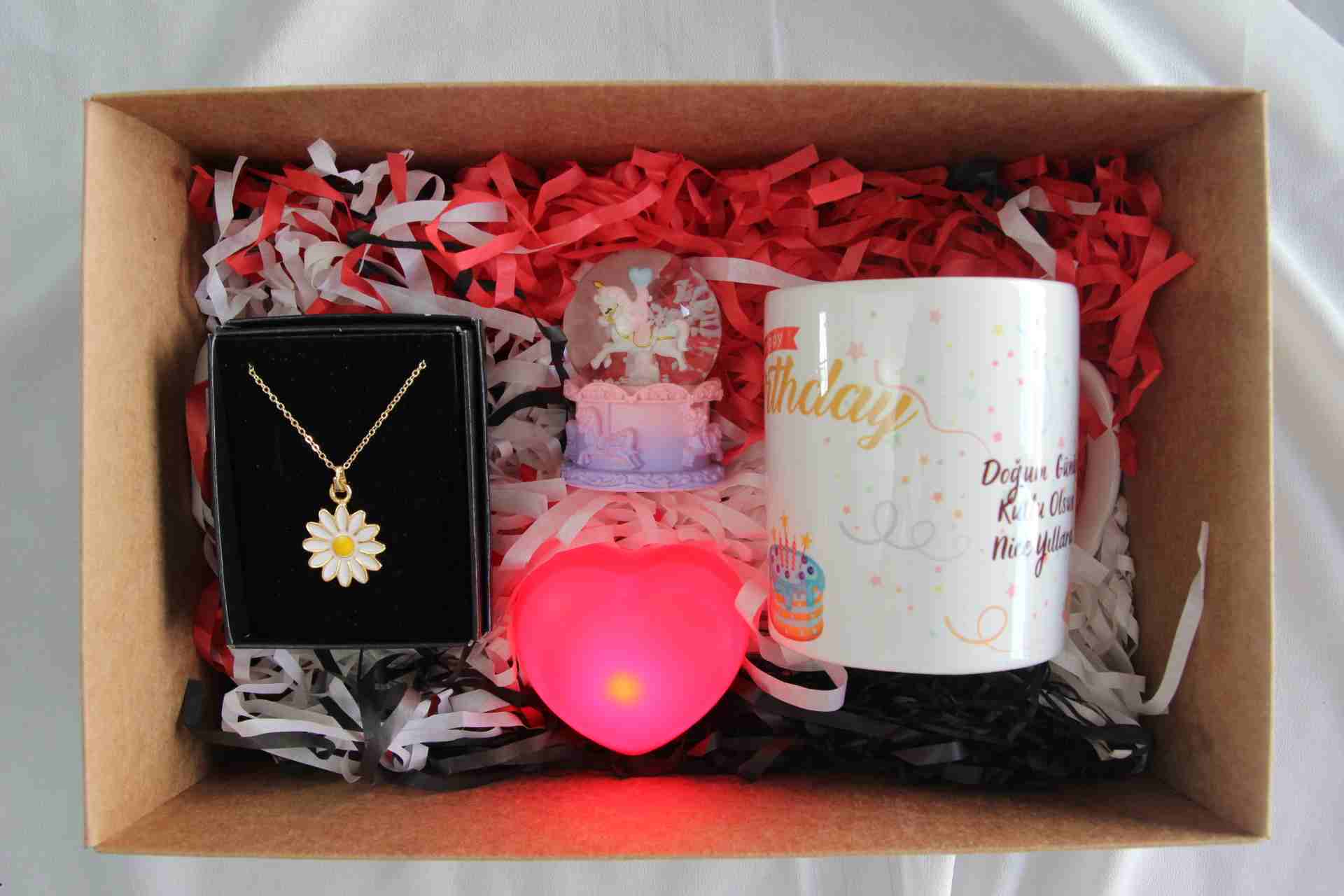 Home Hediye Kutusu Unicorn İşıklı Küre Papatya Kolye Doğum Günü Kupa Bardak İşıklı Kalp Seti