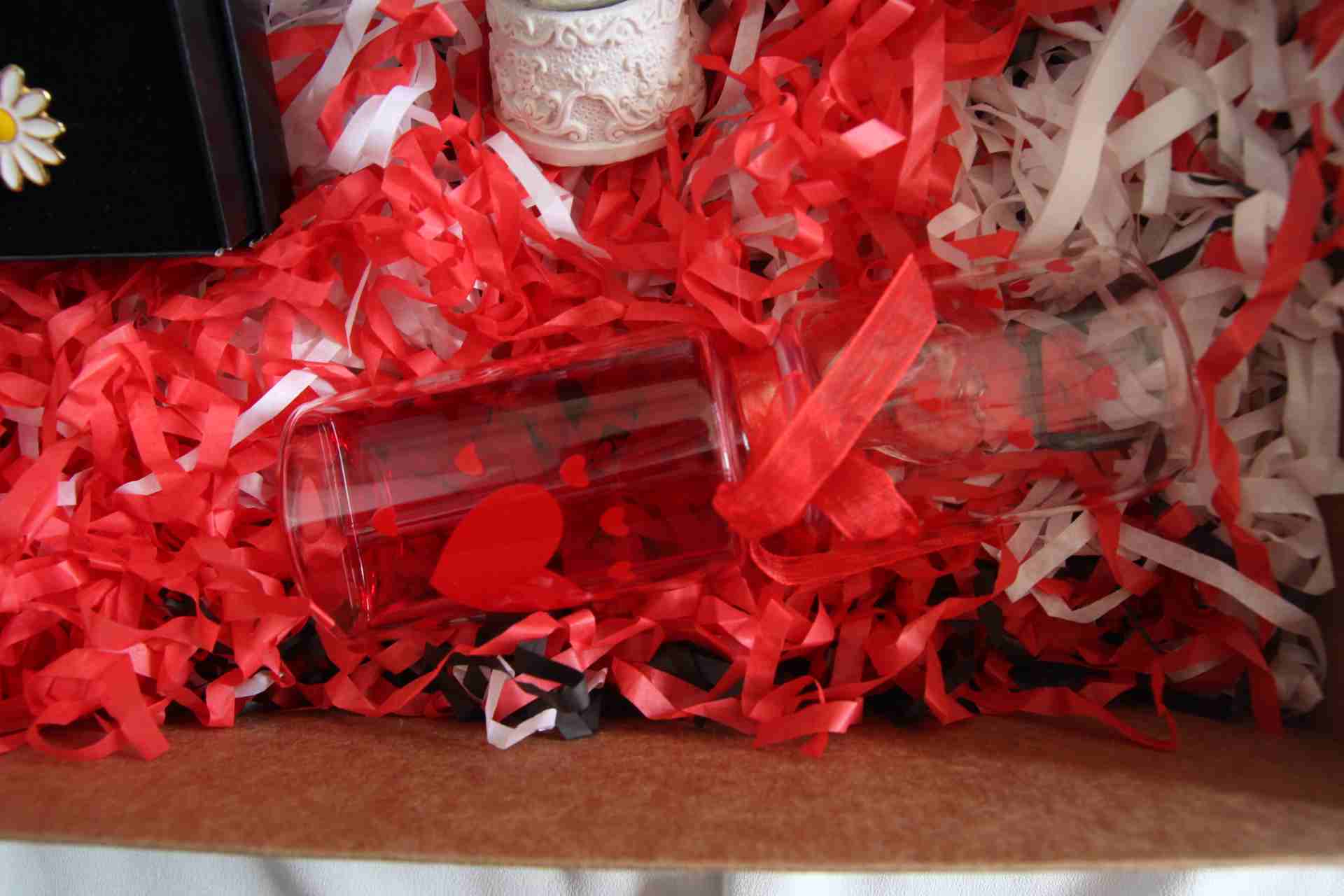 Home Hediye Seti Aşk Ölçer Özel Kutusunda Papatya Kolye Ve Melek Model İşıklı Kar Küresi