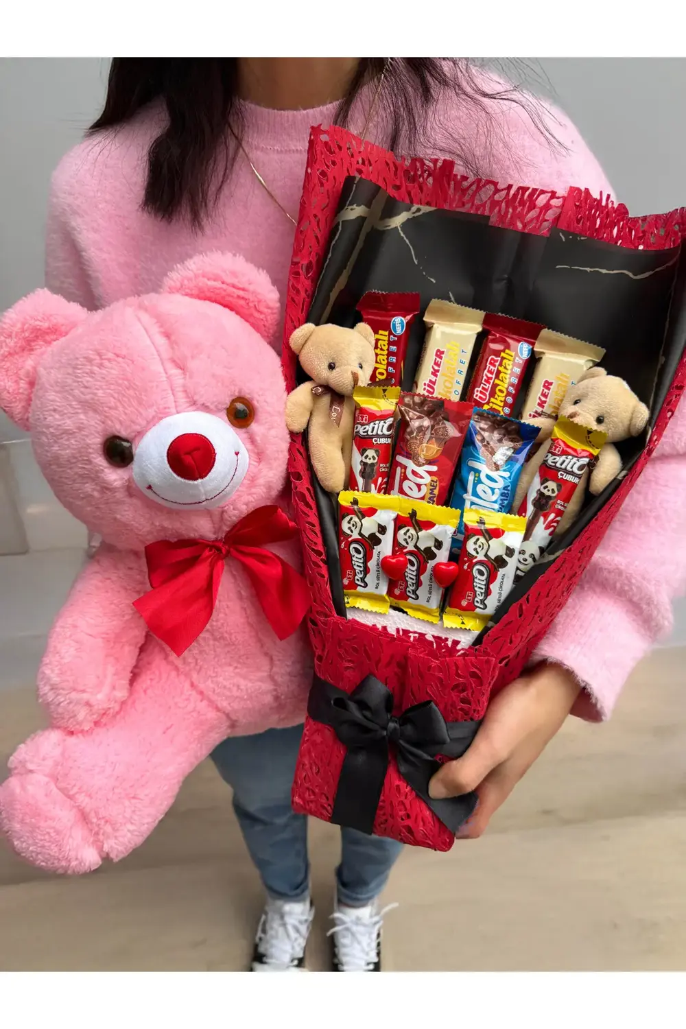 Hediyelik Çikolata Buketi Ayıcıklı ve 35cm Pembe Ayıcık Romantik