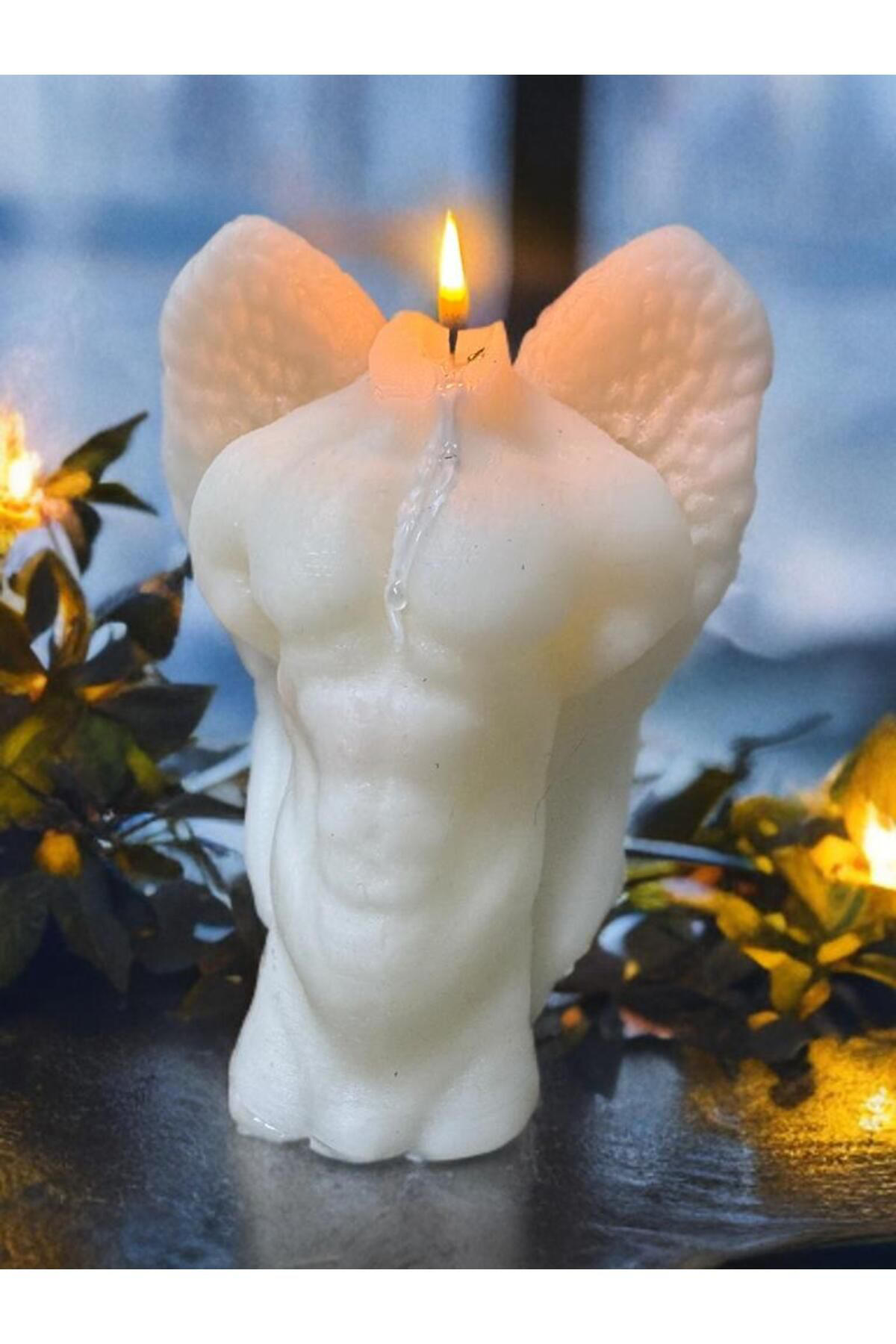 Aresmumatölyesi  Hediyelik Dekoratif Vanilya Kokulu Melek Kanatli Erkek Vücut Mum