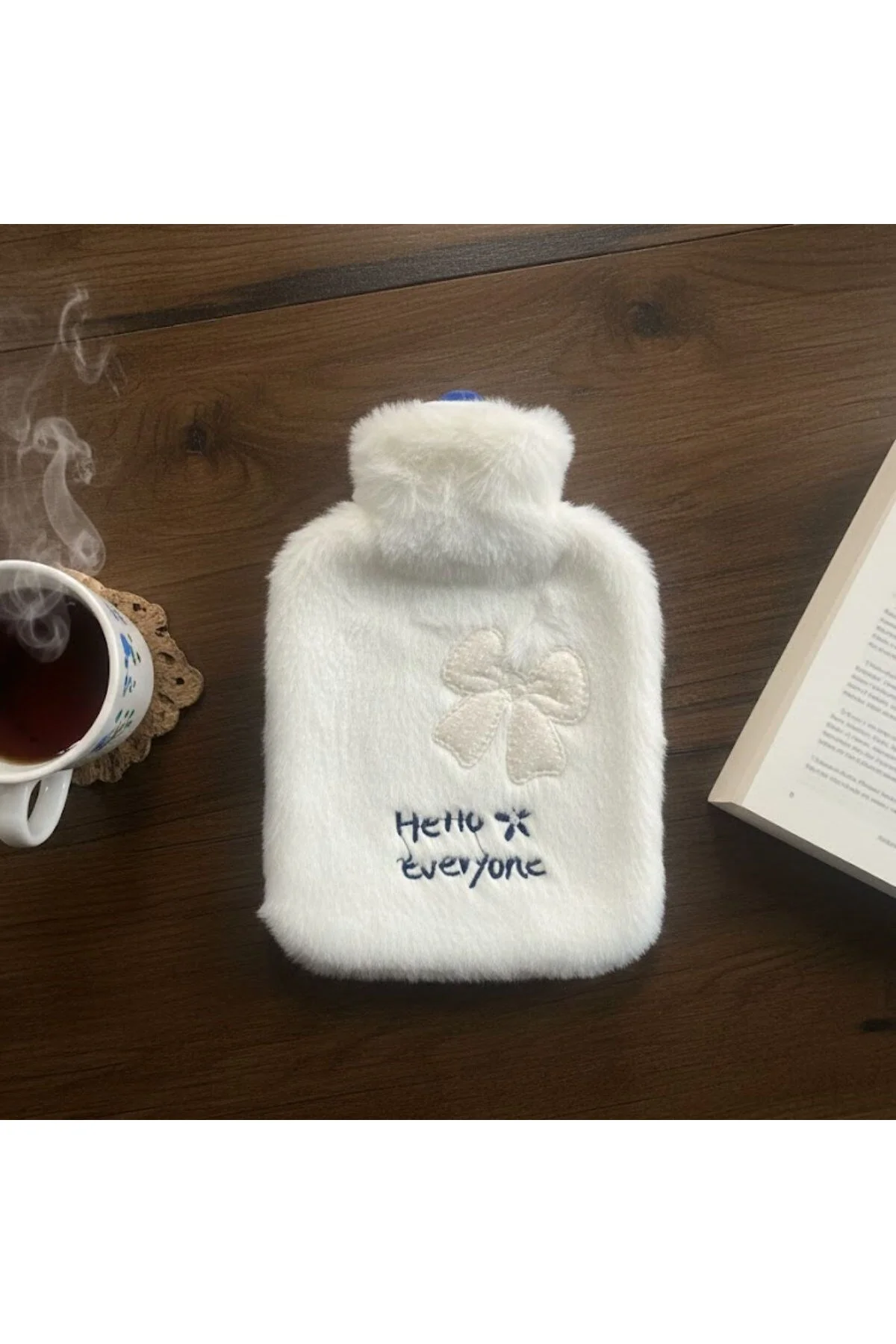 Hello Everyone Yazılı Kurdeleli Beyaz Peluş  – Yumuşak Kılıf,n Te