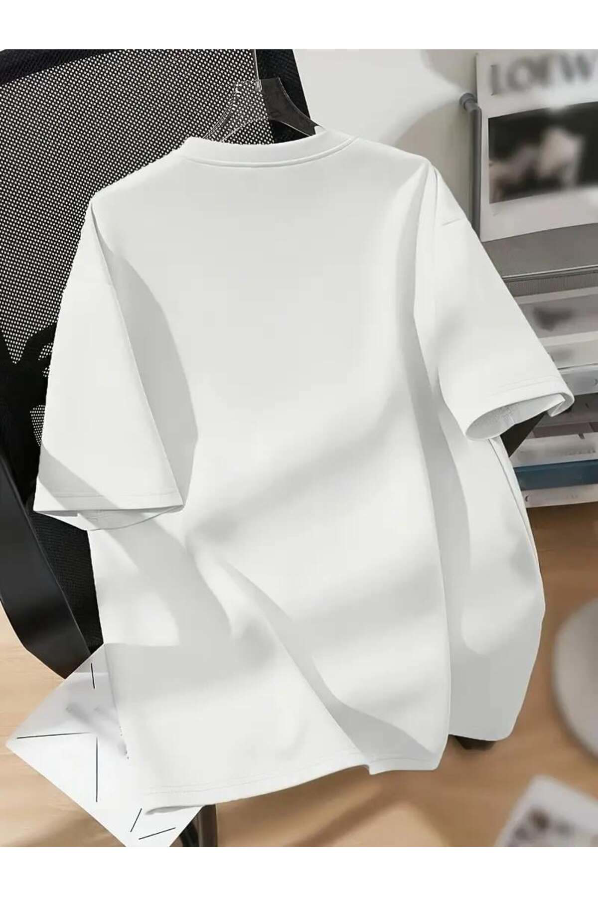 Vandivansi Hello Kitty Graffiti Oversize T-Shirt