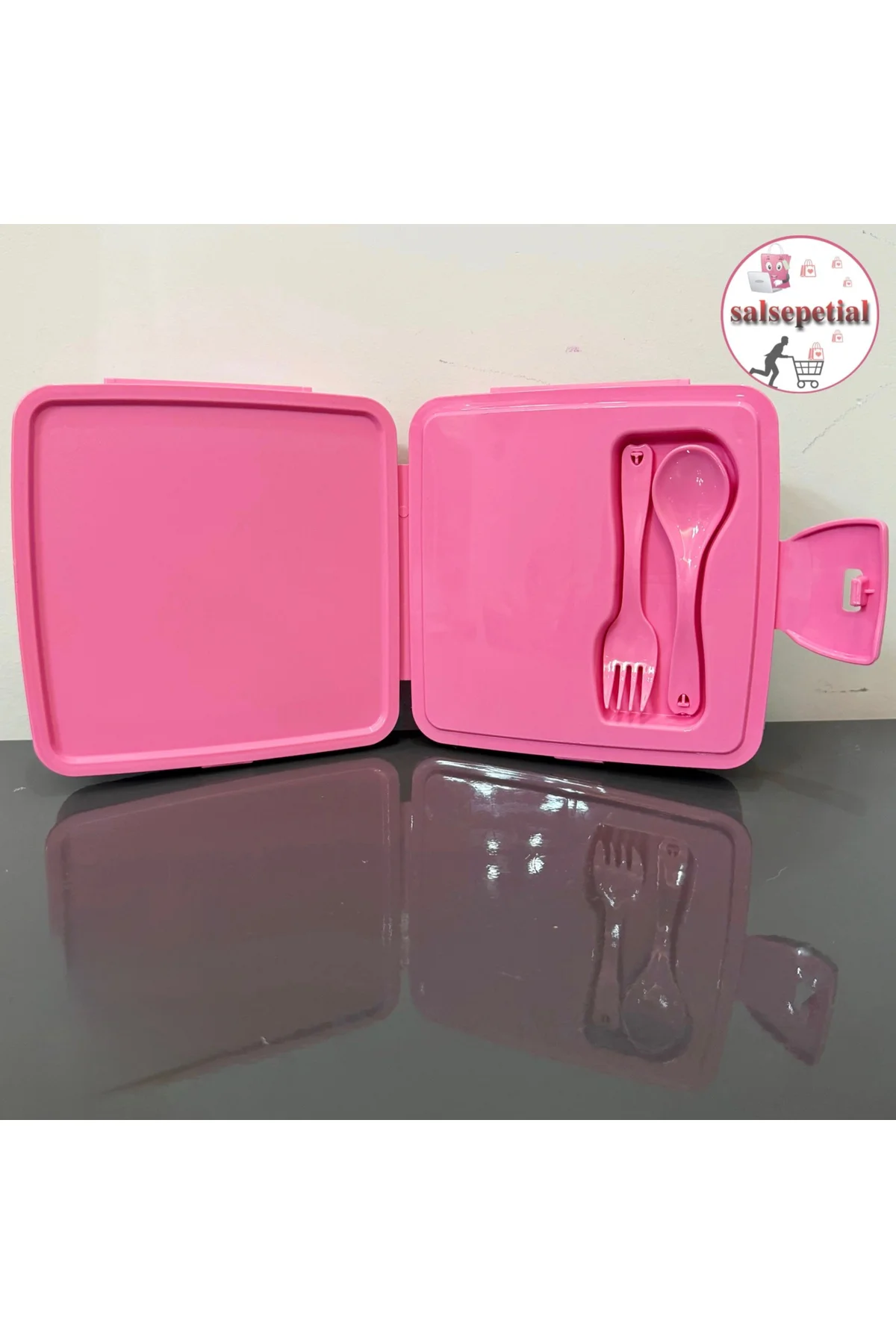 Hello Kitty Lisanslı Beslenme Kutusu 4 Bölmeli Kilitli Okul Besle