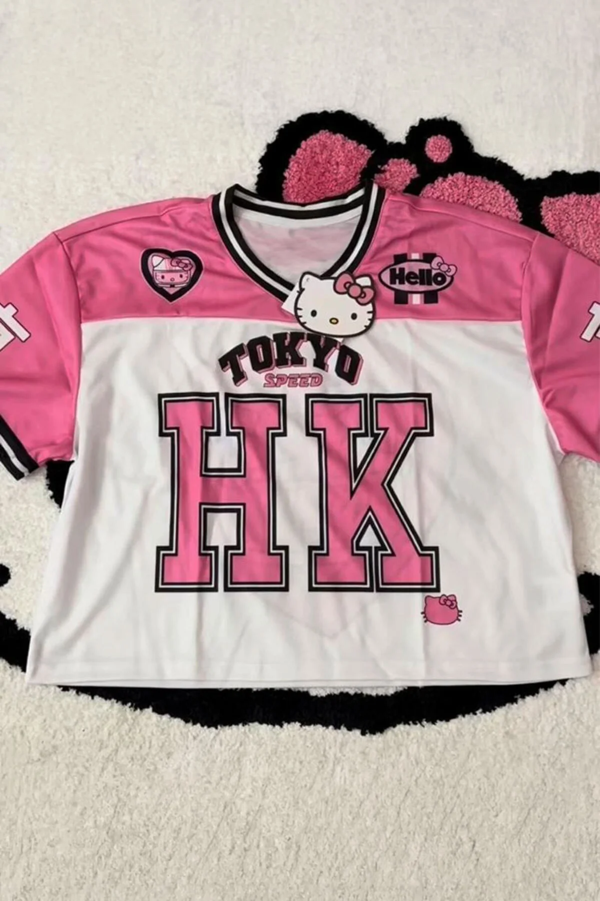 Hello Kitty Tokyo Sport HK Forma Unisex T-shirt Hello Kitty Tokyo Sport HK Forma Unisex T-shirt