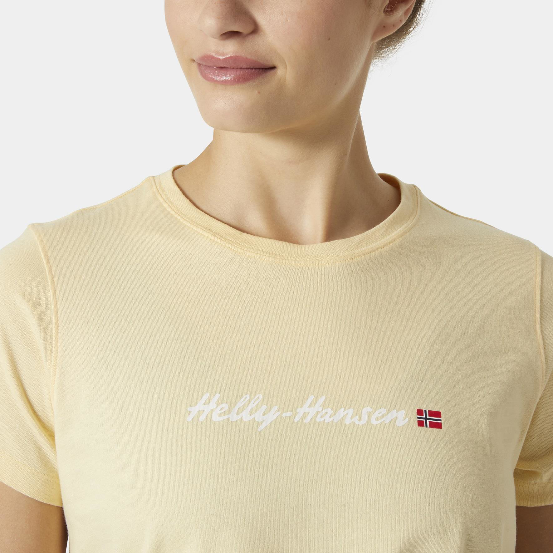 Helly Hansen W Core Graphic T-Shirt 2.0 Hha.54592Yellowcream Helly Hansen W Core Graphic T-Shirt 2.0 Hha.54592Yellowcream