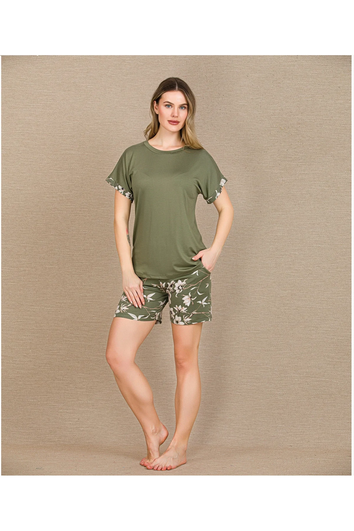 HERŞEYTREND Şık Tasarım Çiçek Desenli Yeşil Şortlu Kısa Kol Viskon Pijama Takımı HERŞEYTREND Şık Tasarım Çiçek Desenli Yeşil Şortlu Kısa Kol Viskon Pijama Takımı Fiyatı, Yorumları ve Özellikleri