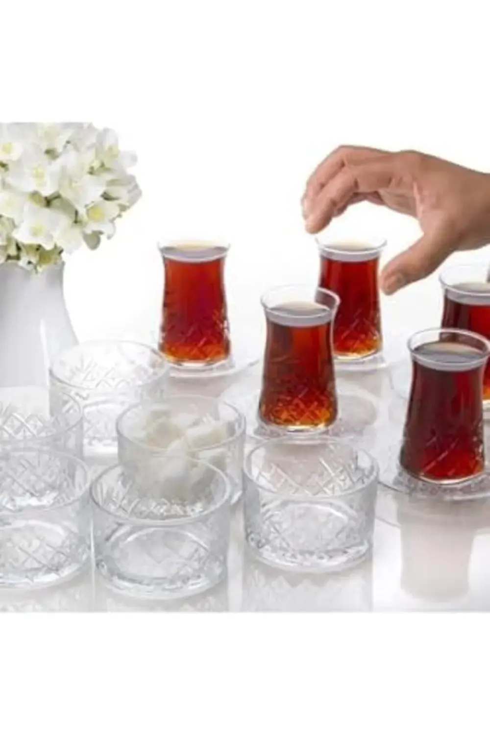 Heybeli Model 18 Parça Çay Bardağı Takımı Ve Çerezlik Tatlı Sunum Heybeli Model 18 Parça Çay Bardağı Takımı Ve Çerezlik Tatlı Sunum