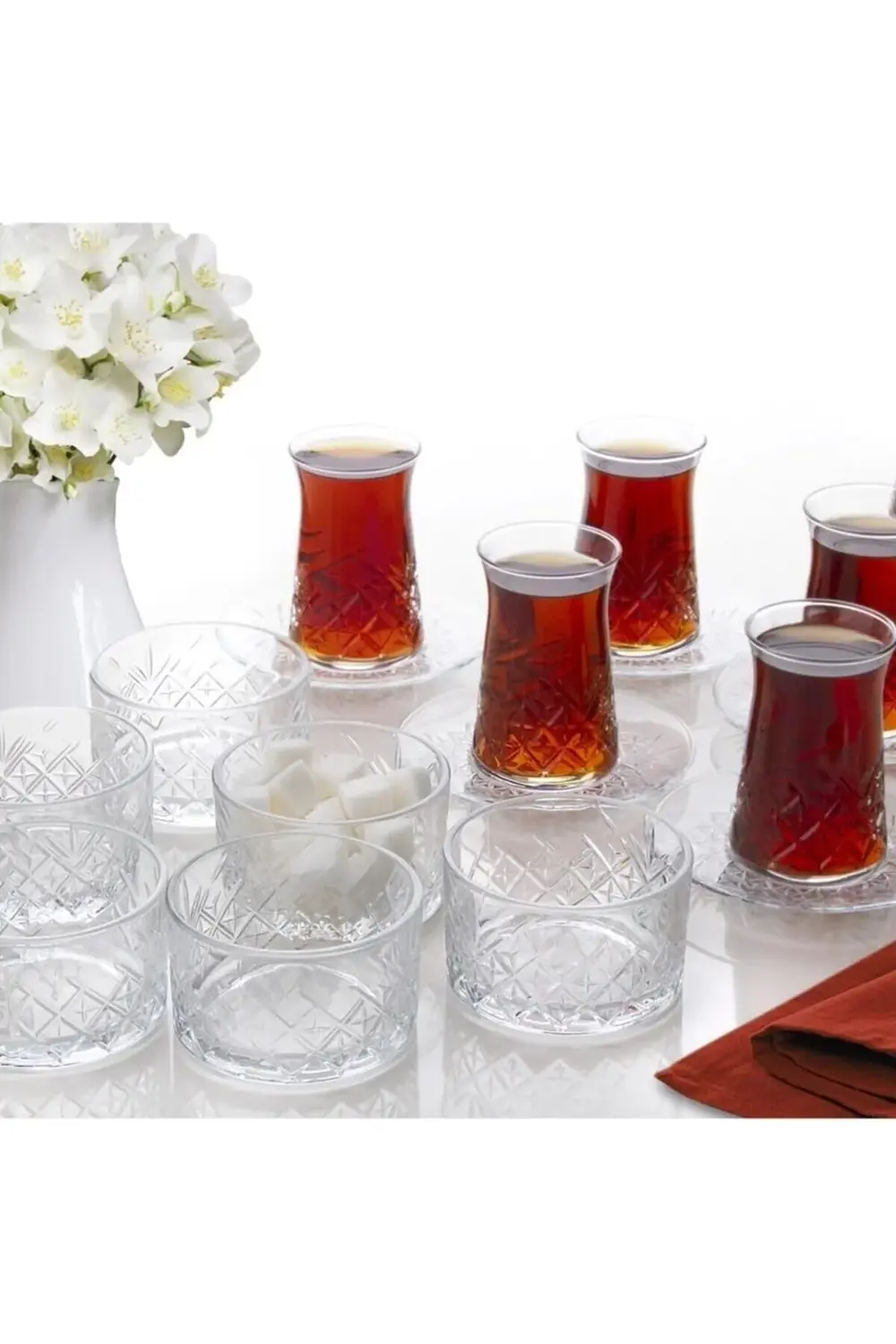 Heybeli Model 18 Parça Çay Bardağı Takımı Ve Çerezlik Tatlı Sunum Heybeli Model 18 Parça Çay Bardağı Takımı Ve Çerezlik Tatlı Sunum