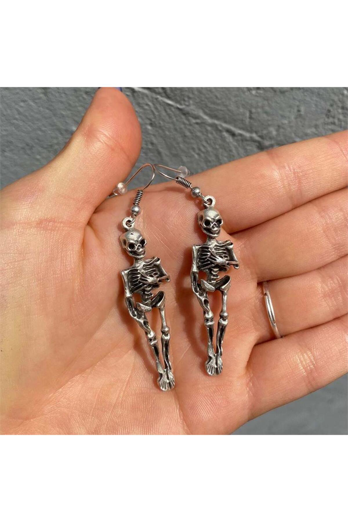 Hi, Skeleton Küpe