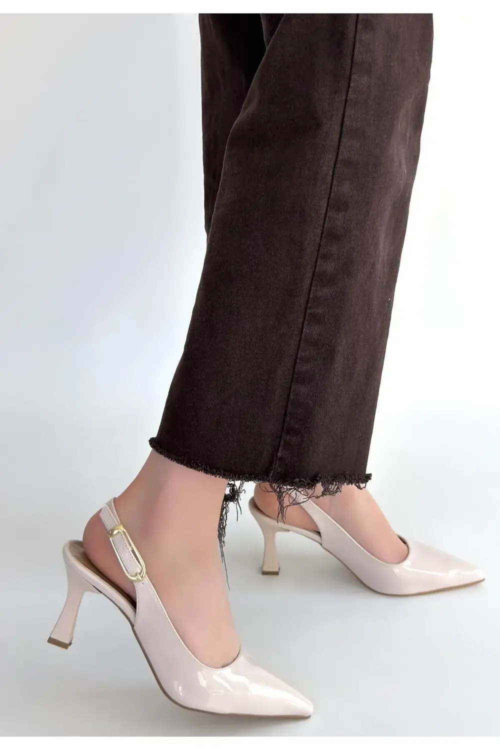 Hies Bej Rugan Topuklu Ayakkabı