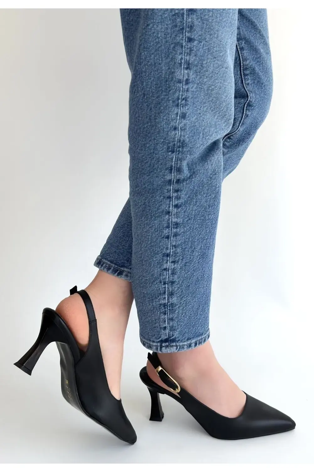 Hies Siyah Cilt Topuklu Ayakkabı